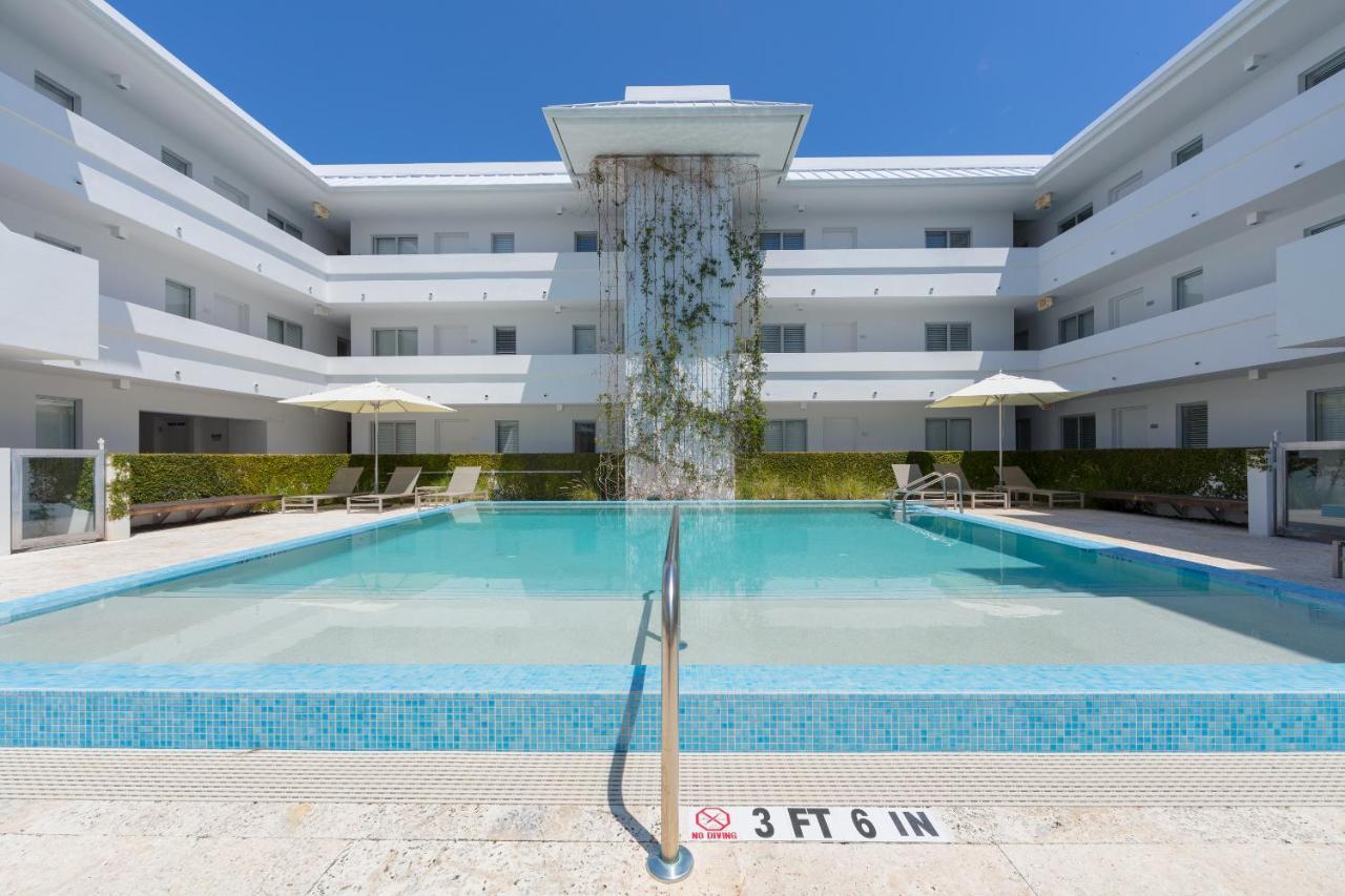 Beach Haus Key Biscayne Contemporary Apartments Exterior photo