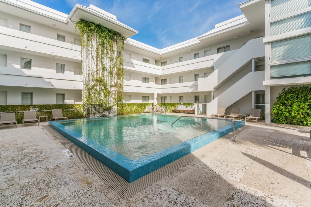 Beach Haus Key Biscayne Contemporary Apartments Exterior photo