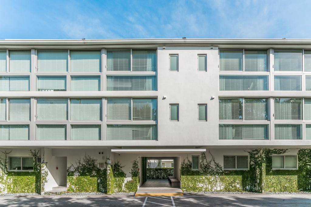 Beach Haus Key Biscayne Contemporary Apartments Exterior photo