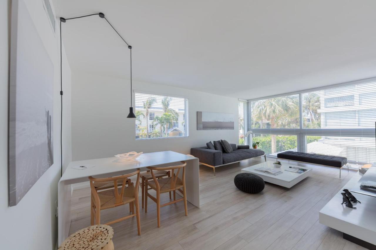 Beach Haus Key Biscayne Contemporary Apartments Exterior photo